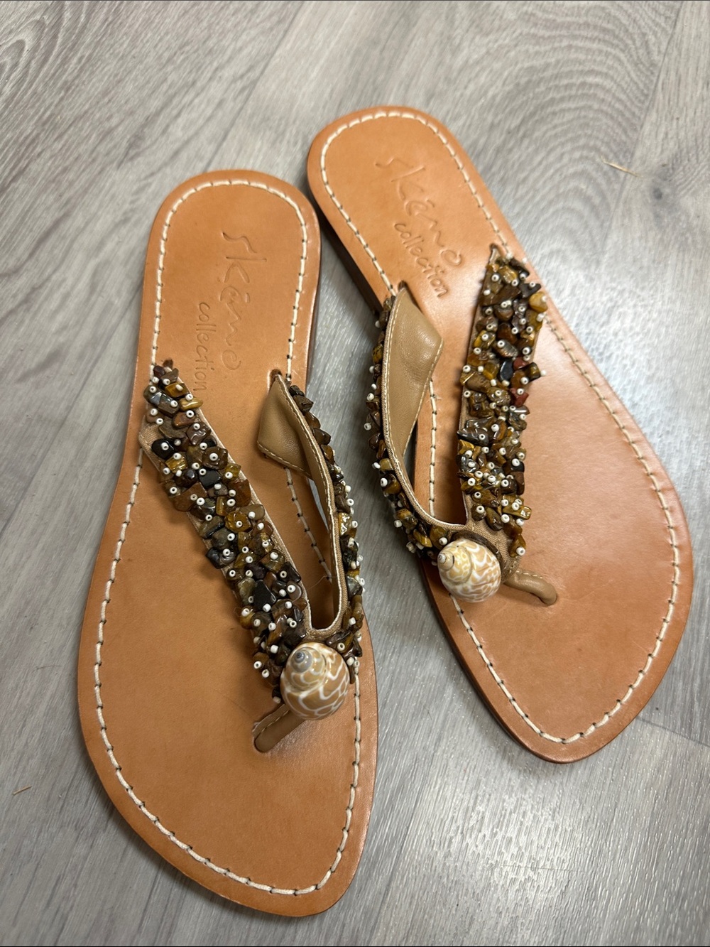 Skemo Tan Beaded Thong Sandals with Decorative Bead
